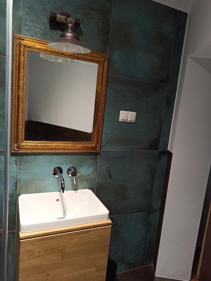 זיילונה גאורה Apartamenty W Scislym Centrum Kupiecka-Drzewna מראה חיצוני תמונה