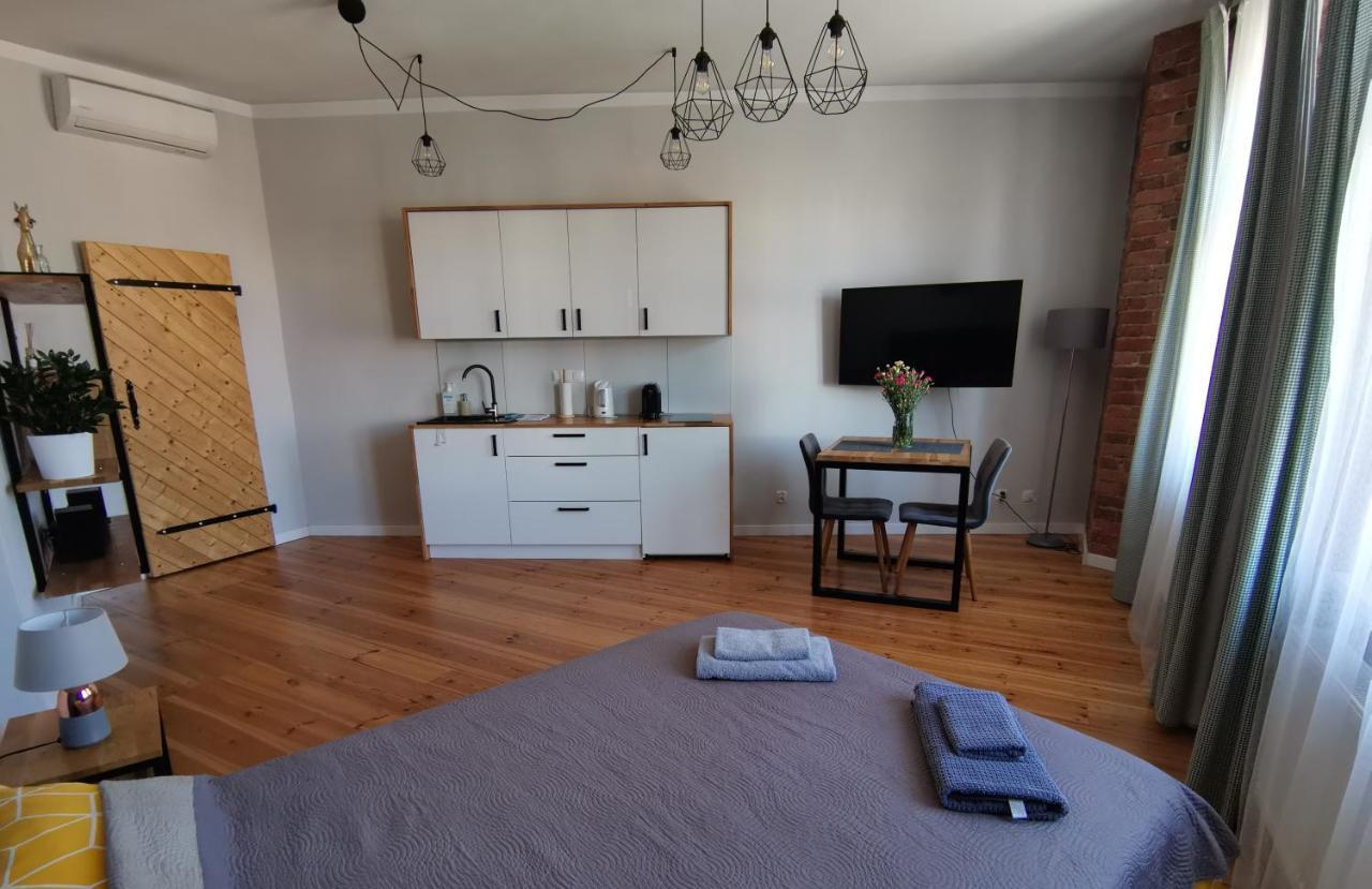 זיילונה גאורה Apartamenty W Scislym Centrum Kupiecka-Drzewna מראה חיצוני תמונה