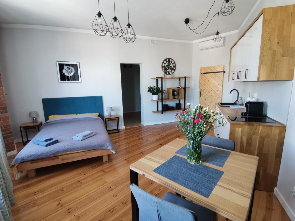 זיילונה גאורה Apartamenty W Scislym Centrum Kupiecka-Drzewna מראה חיצוני תמונה